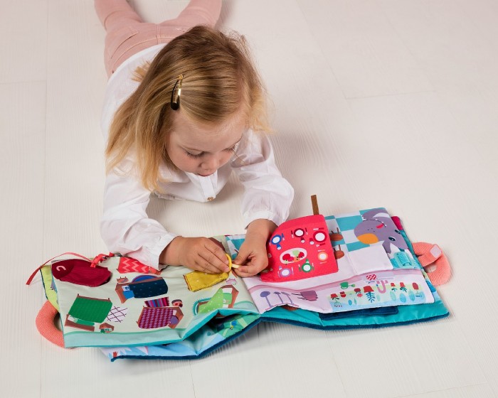 Lilliputiens Книжка мягкая Волк и семеро козлят