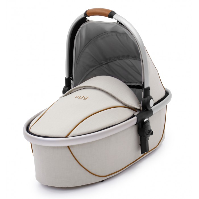  Egg Carrycot