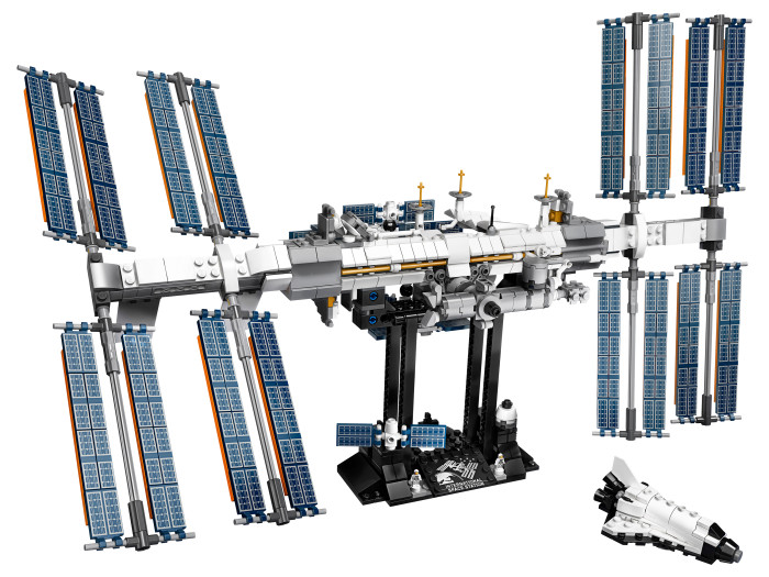 Конструктор Lego Ideas Международная Космическая Станция (864 детали)