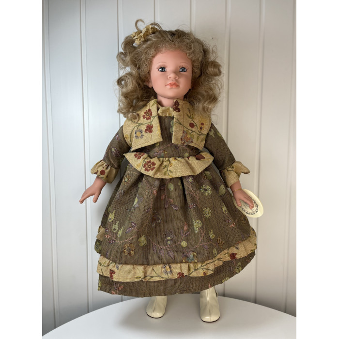 Куклы и одежда для кукол Dnenes/Carmen Gonzalez Коллекционная кукла Кэрол 70 см 5025 цена и фото