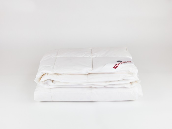 Одеяло Kunsemuller Labrador Decke всесезонное 220х200 kunsemuller подушка labrador trio kissen средняя 70х50