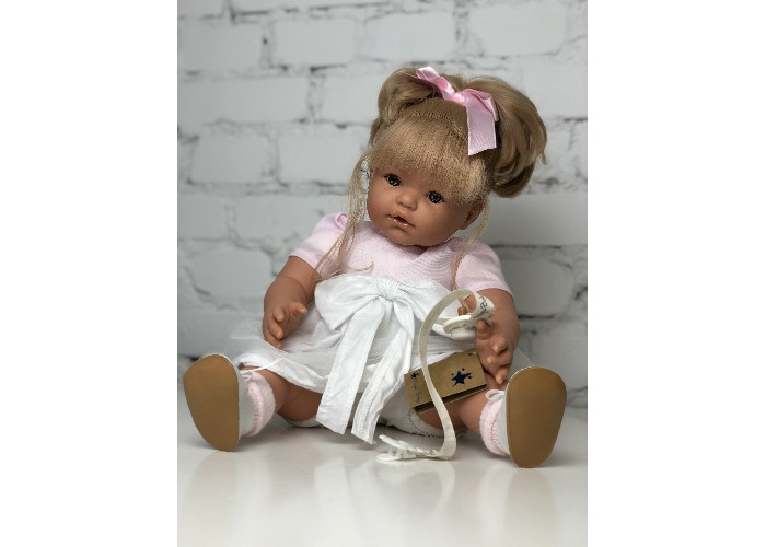 цена Куклы и одежда для кукол Lamagik S.L. Кукла Сьюзи в платье 47 см