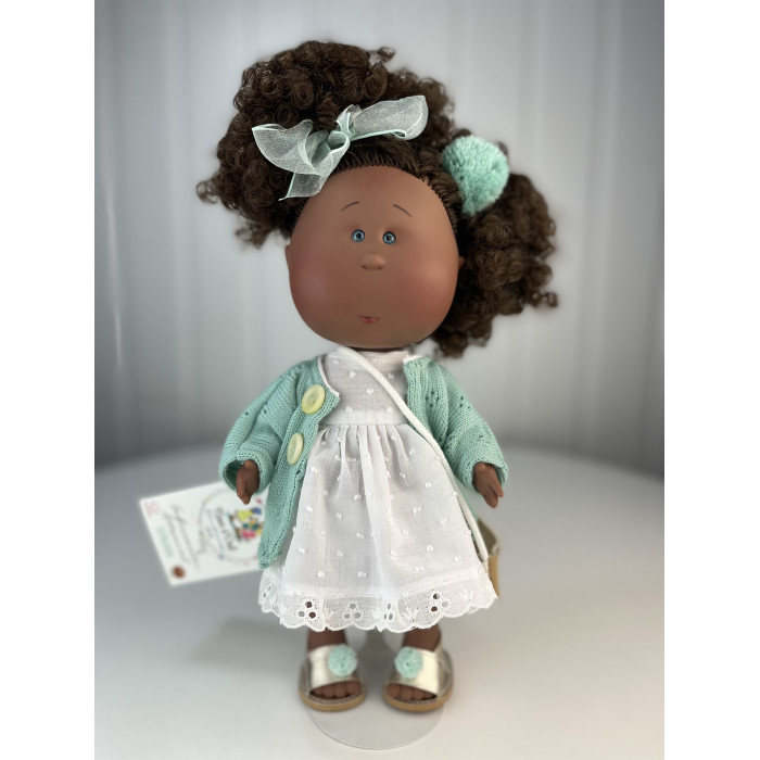цена Куклы и одежда для кукол Nines Artesanals d'Onil Кукла Mia Special case 30 см 3401