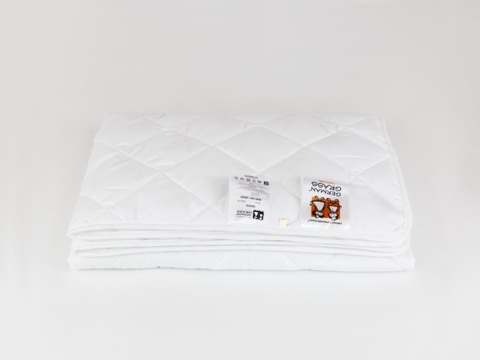 Одеяла Prinz and Prinzessin Baby 95°C всесезонное 135х100 комплекты в кроватку prinz and prinzessin набор baby 95c одеяло подушка наматрасник