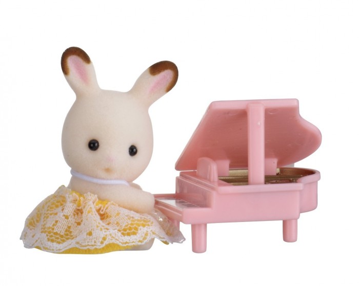 

Sylvanian Families Набор Младенец в пластиковом сундучке. Кролик и рояль, Набор Младенец в пластиковом сундучке. Кролик и рояль