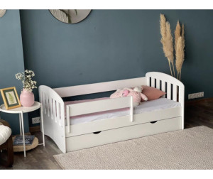Какую выбрать кровать ребенку от 2 лет?