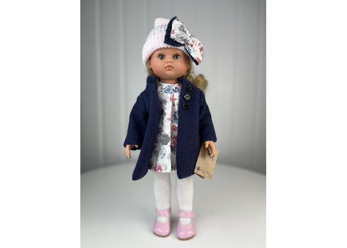 Куклы и одежда для кукол Lamagik S.L. Кукла Нэни в синем пальто и белой шапке 42 см