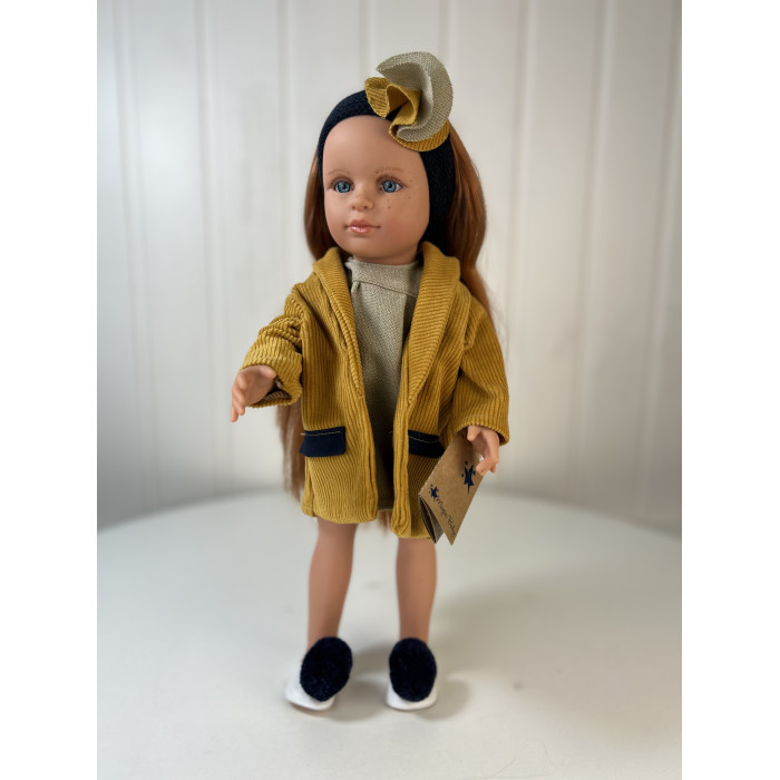 Куклы и одежда для кукол Lamagik S.L. Кукла Нина рыжие волосы в пальто 42 см цена и фото