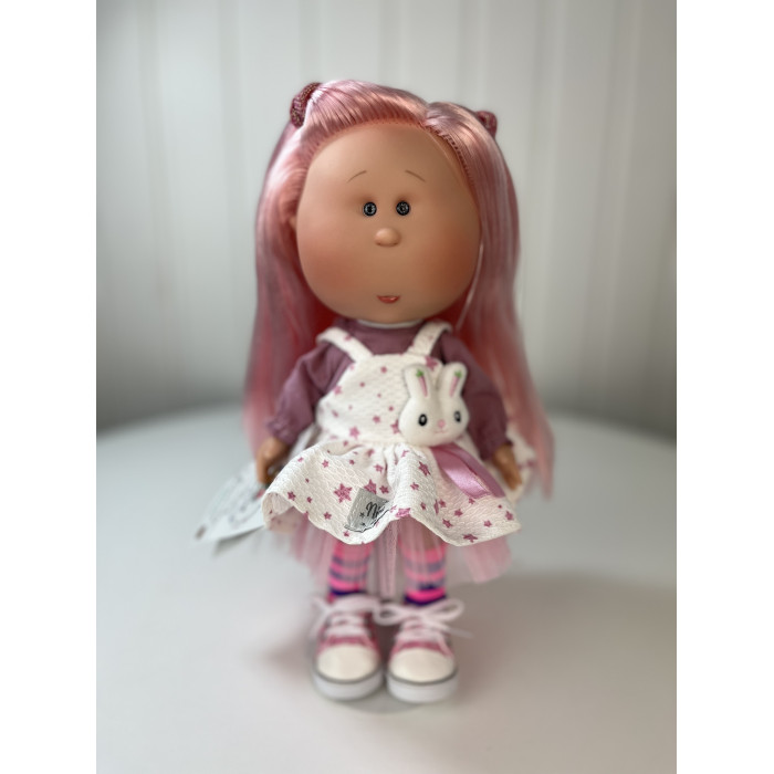 цена Куклы и одежда для кукол Nines Artesanals d'Onil Кукла Mia case 30 см 3409