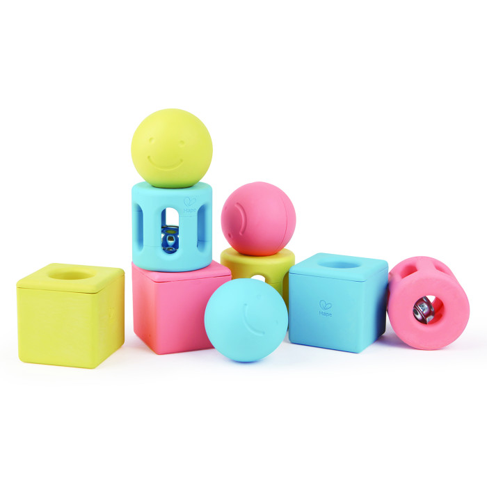 Конструктор Hape Игрушка для малышей погремушка Улыбка (9 предметов) раскраска с карандашами для малышей комплект из 2 х предметов