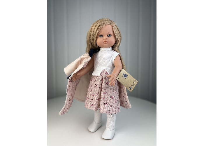 Куклы и одежда для кукол Lamagik S.L. Кукла Нэни в розовом жакете 42 см куклы и одежда для кукол lamagik s l кукла нэни в синем пальто и белой шапке 42 см